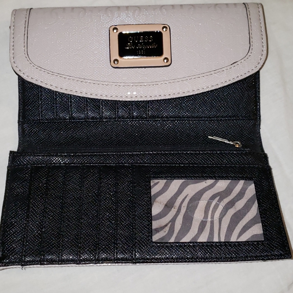 Wallet - Picture 5 of 8